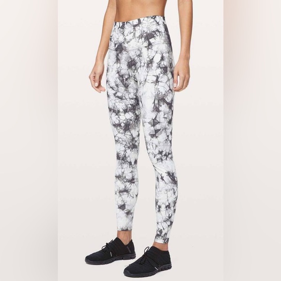lululemon athletica Pants - Lululemon Dual Shibori Wunder Under Leggings size 2